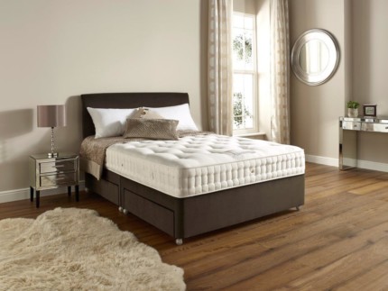 Bed Tailor Boucle 3200 3