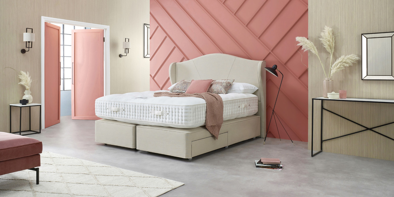 Soveriegn-Undressed-Extra-Mirror_blurred-wall_NEW-v2